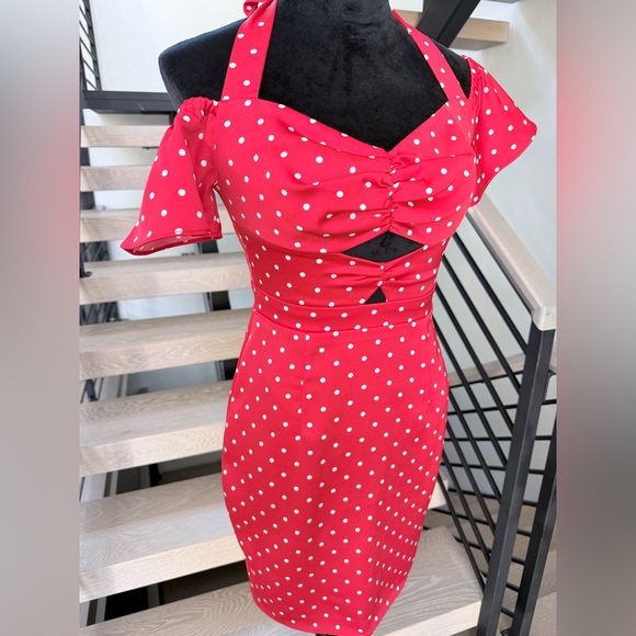New Red Polka Dot Off-Shoulder Dress size S - Picture 5 of 8
